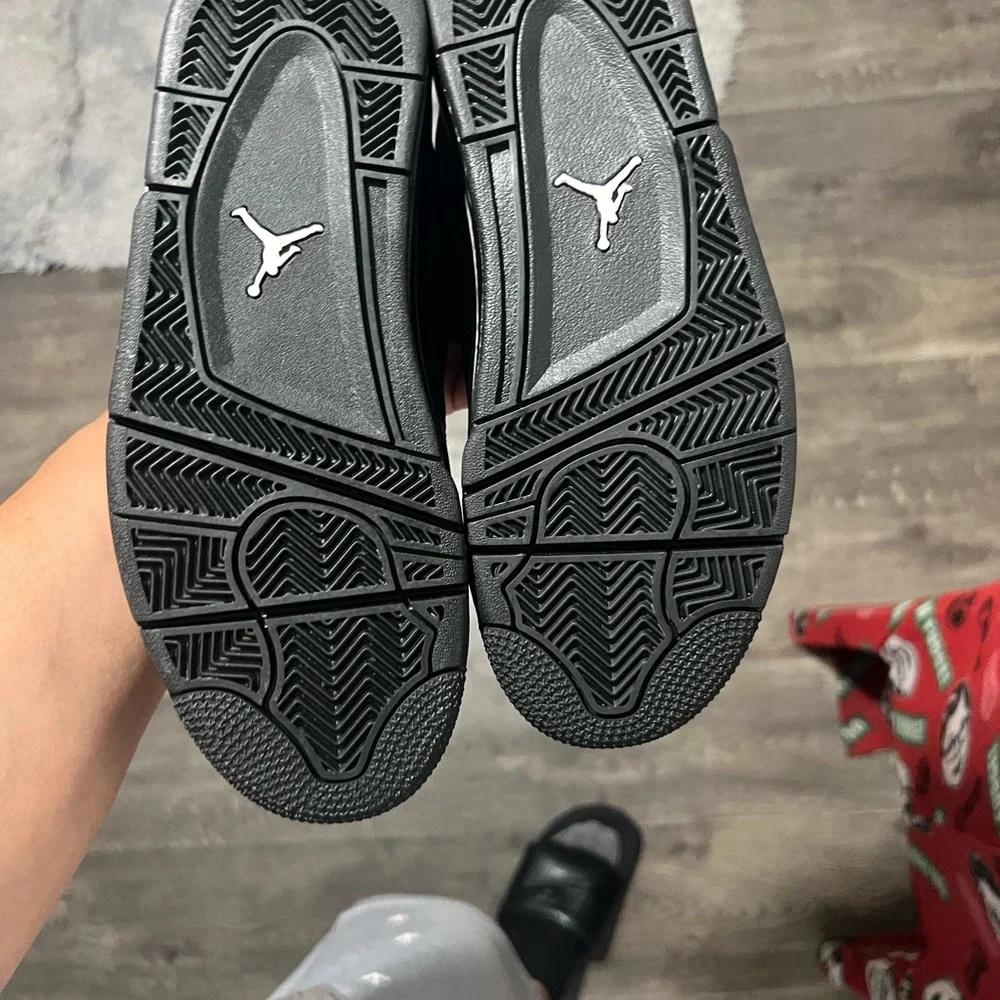 Jordan AJ 4 RM size 6y-7.5w NWT no box Charcoal Black Sneakers - Picture 7 of 7